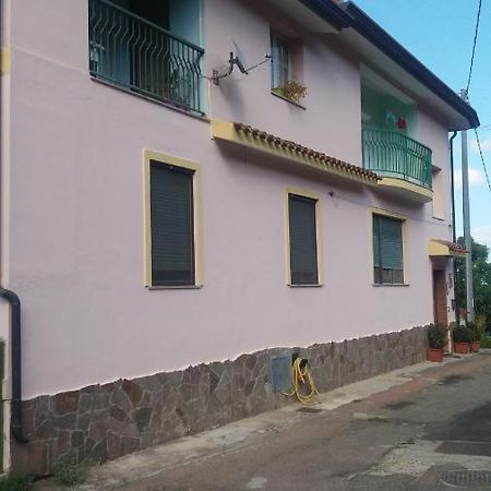 Vacanze A Loceri Bagian luar foto