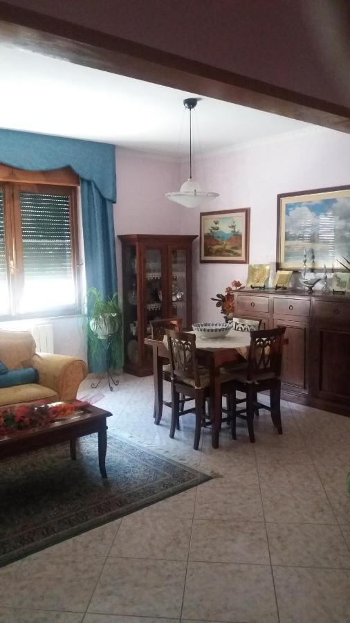 Vacanze A Loceri Bagian luar foto