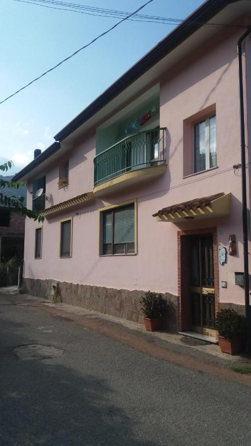 Vacanze A Loceri Bagian luar foto